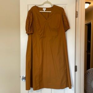 AVA & VIV 2x brown decorative sleeve dress.